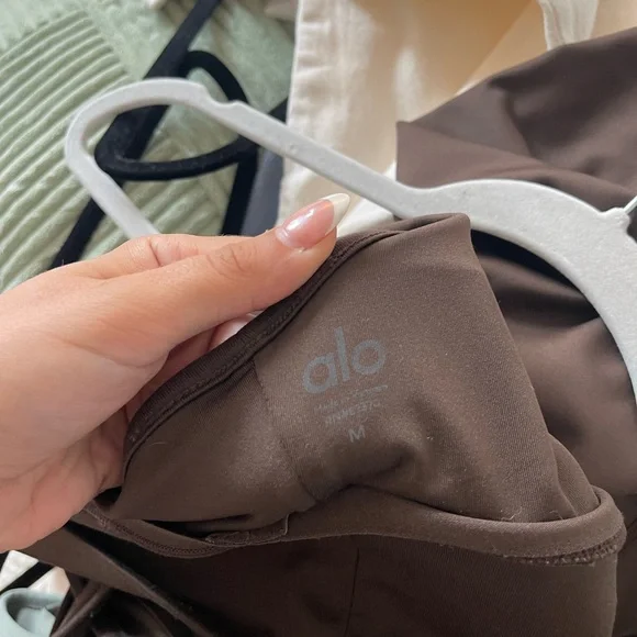 ALO Yoga Wild Thing Bra Brown - Picture 4 of 4